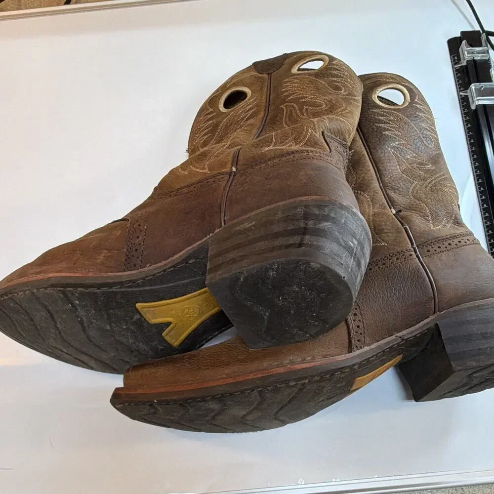 Ariat heritage roughstock